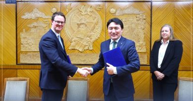 РИО ТИНТОЙ КОМПАНИТАЙ МЕНЕЖМЕНТИЙН ТӨЛБӨРИЙГ ЭРС БУУРУУЛАХ, ЗАСАГЛАЛЫГ САЙЖРУУЛАХ ПРОТОКОЛД ГАРЫН ҮСЭГ ЗУРЛАА